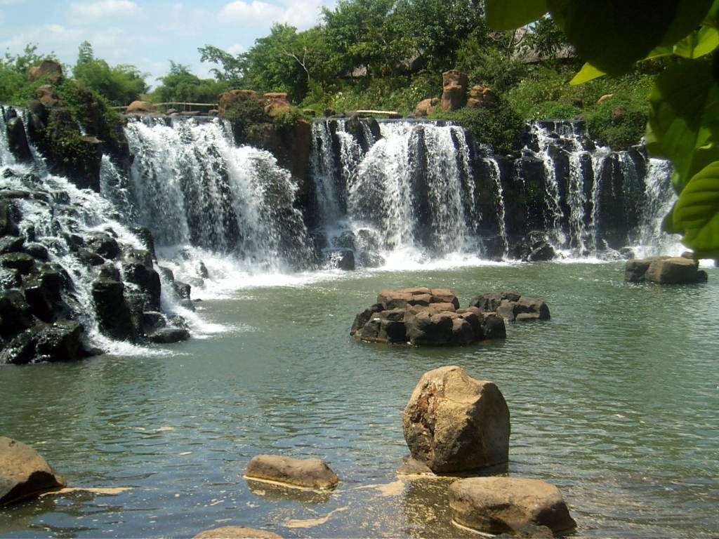 Hình bài viết Chiêm ngưỡng những thác nước tuyệt đẹp của Khánh Hòa