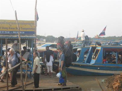 Hình bài viết Xuôi tàu Siemriep - Phnom Penh
