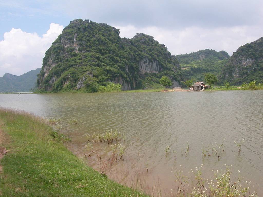 Hình ảnh DSCN3162 - Hồ Quan Sơn