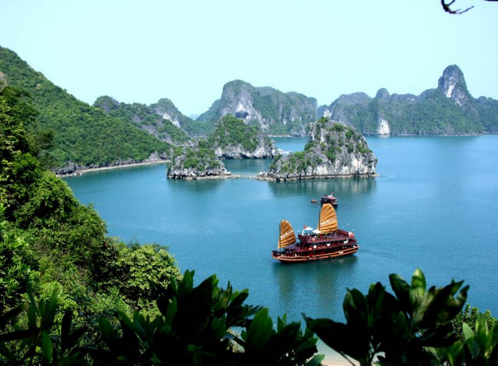 Hình ảnh 0.9d.Asia Cruise Halong Viettours365.com - Việt Nam