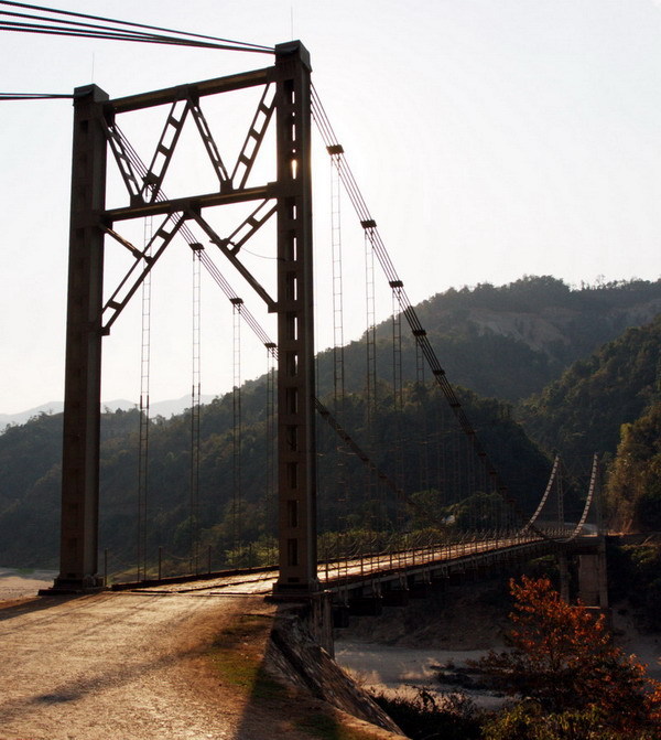 Hình ảnh Cầu Lai Hà đi bắc vào bản Pú Đao - Pú Đao