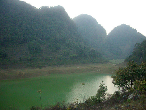 Hình ảnh Hồ Thang Hen - Cao Bằng