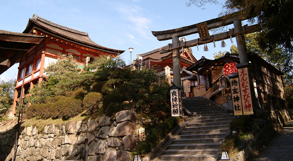 Hình ảnh Một lối vào chùa - Chùa Kiyomizu
